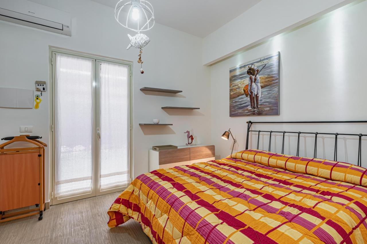Naxos Bay Flat With Terrace 50 Meters From The Sea Apartment Giardini Naxos Exterior photo